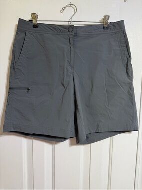 L.L.Bean Shorts Womens gray Comfort Trail hiking Water Resistant size 8